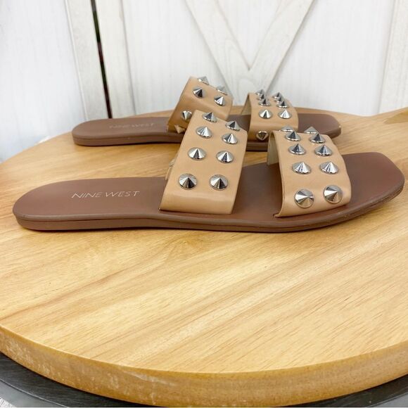 Nine West Brynli3 Studded Dual Strap Slide Sandals Tan Silver 7 - Picture 2 of 11